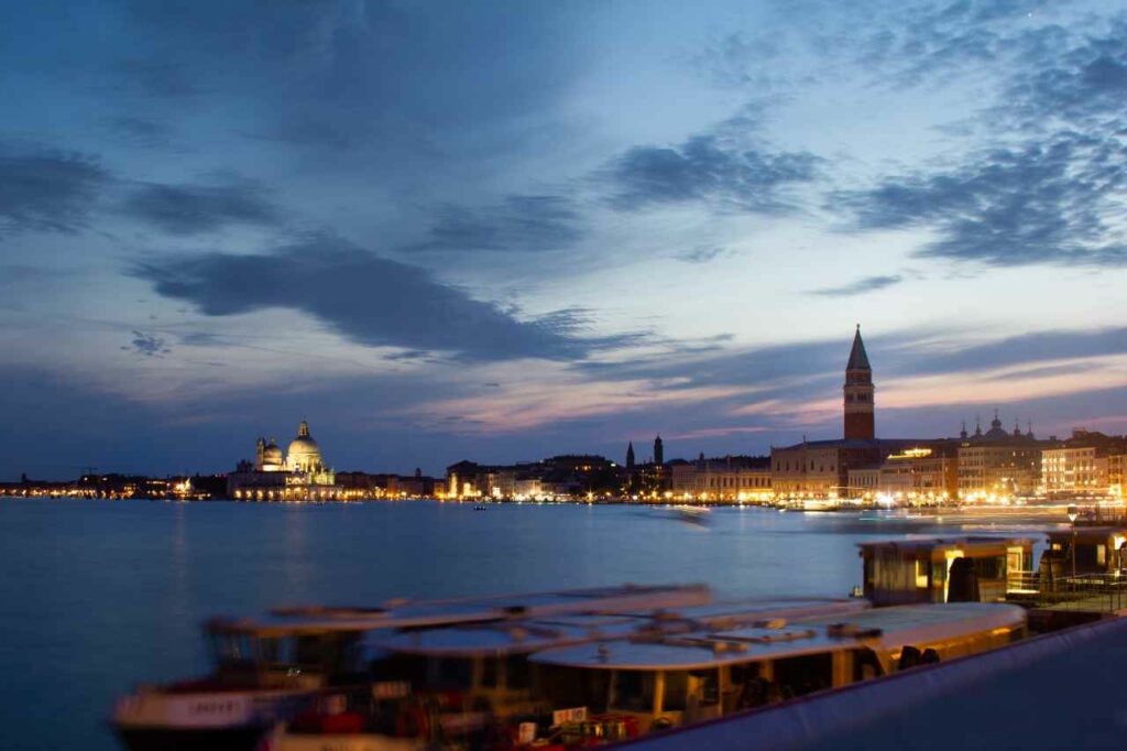 La noche en Venecia