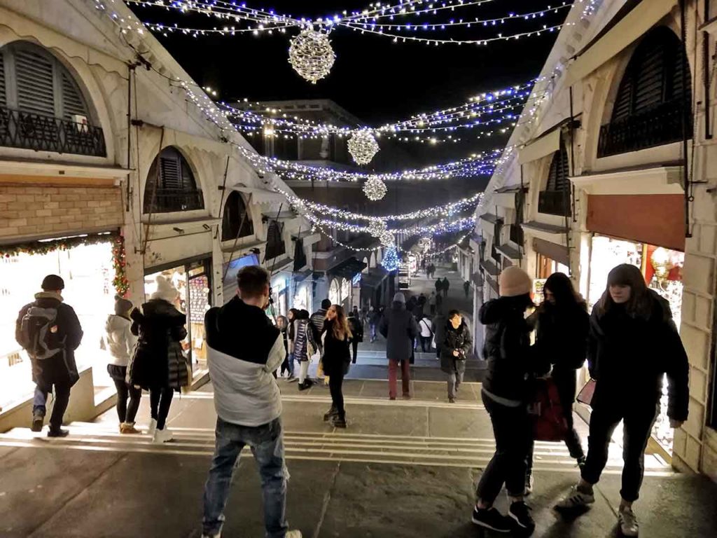 Ambiente navideño en Venecia