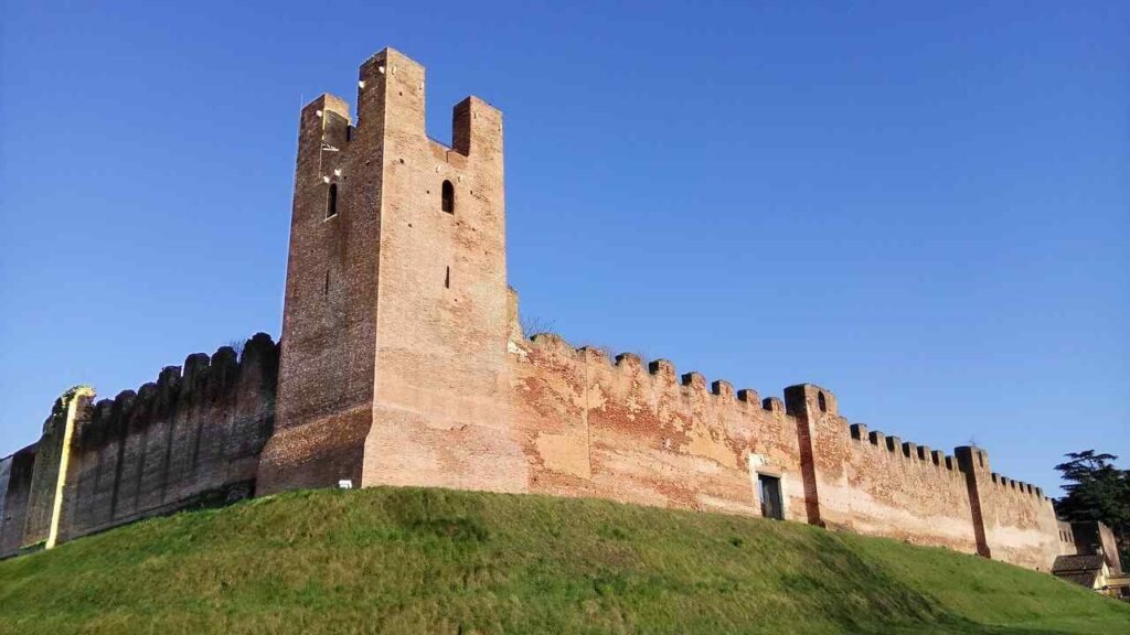 Castelfranco Veneto - Un complejo de fortalezas impresionante